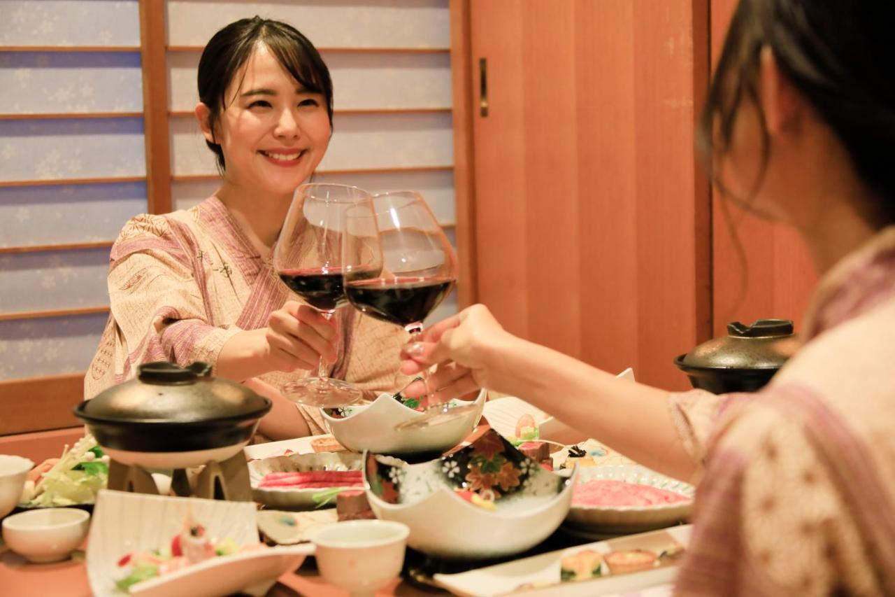 Kusatsuonsen Aeruyadotakamatsu Кусацу Экстерьер фото